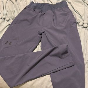 Men’s fitted under armour pants